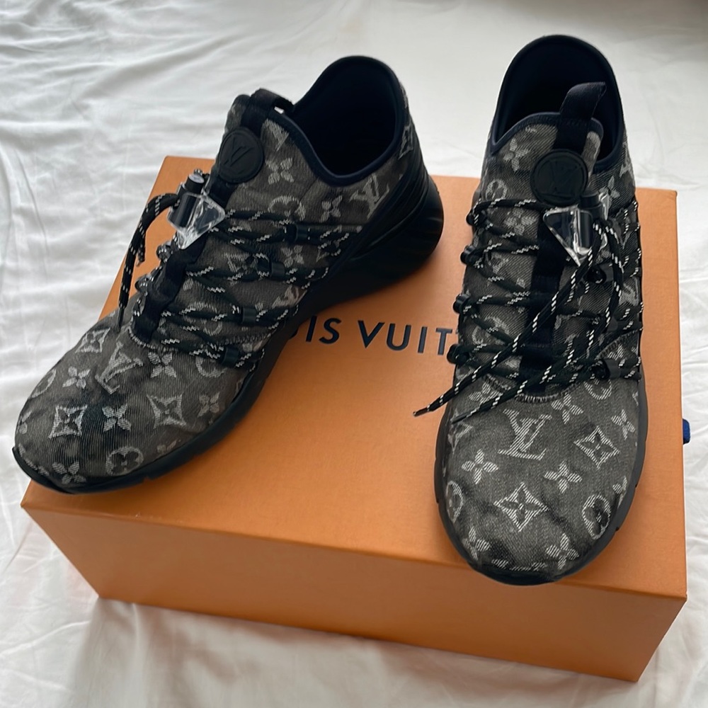 Louis Vuitton Fastlane sneaker LV SIZE 10